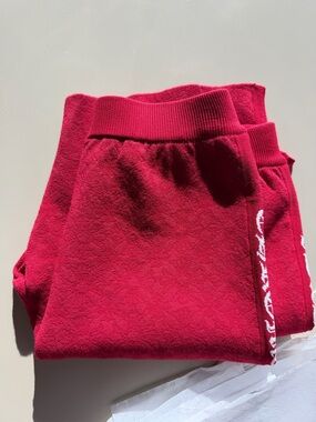 Crime hearts Cozy Red Sweat shorts style